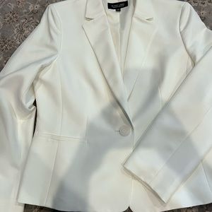 Evan Picone White Blazer